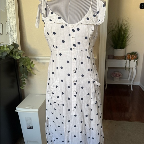 Polka Dot Button-Up Shirt ESSUE MEDIUM - Picture 9 of 16